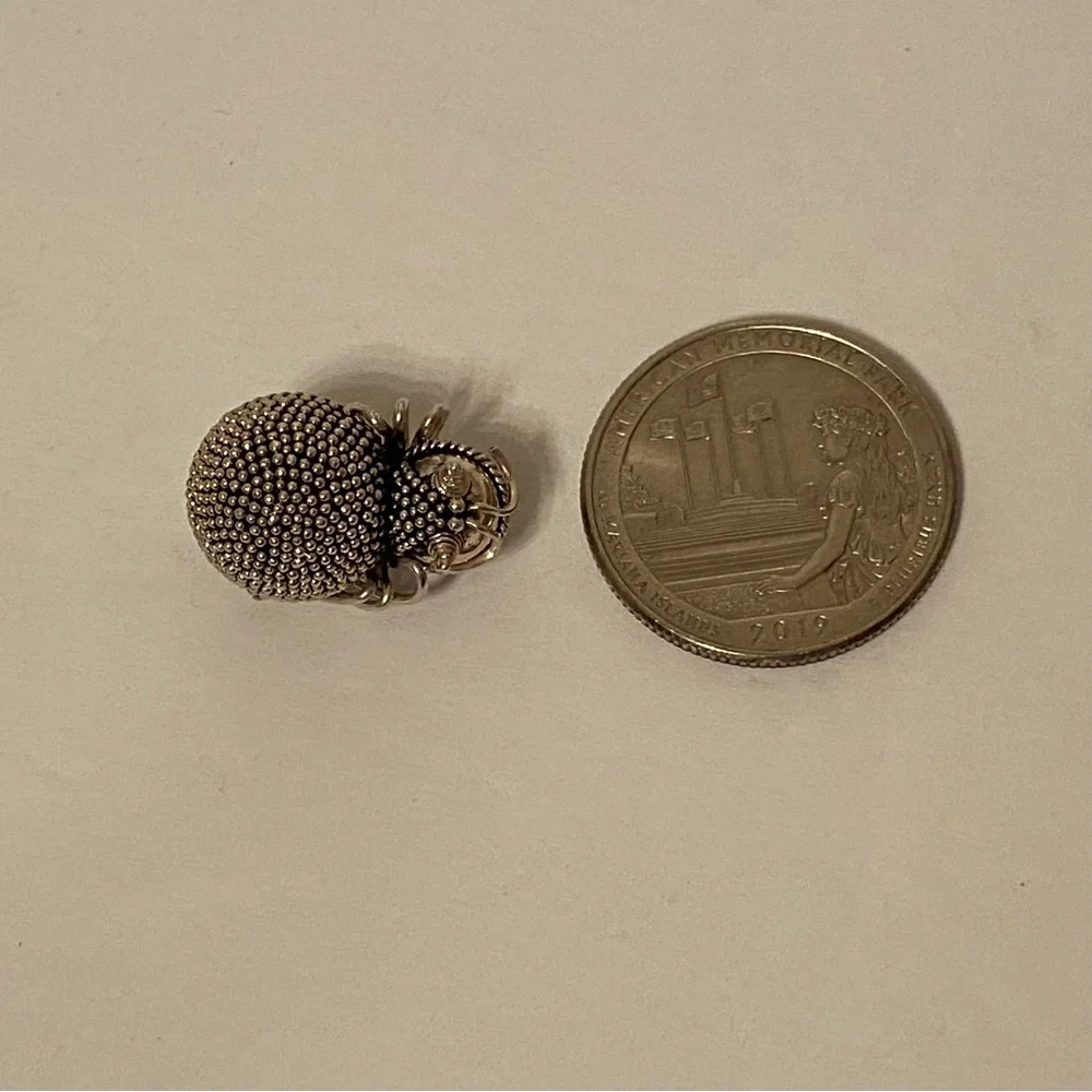 BROOCH PIN 925 STERLING SILVER LITTLE PUFFY BUG 4.2g